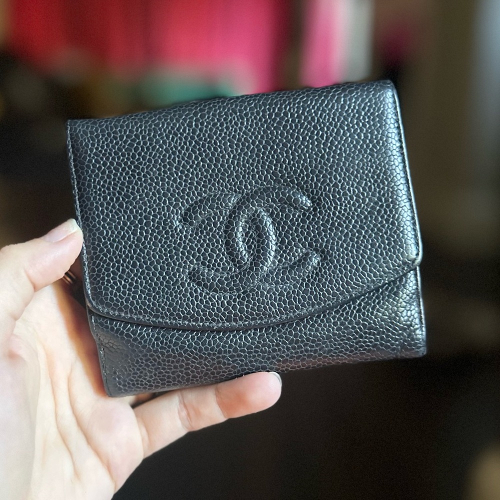 Chanel Caviar Leather Compact Wallet CC - Picture 2 of 9